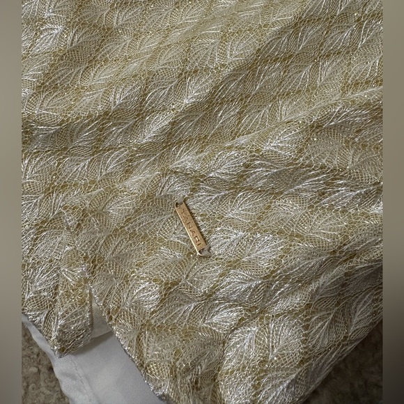 Girls Tahari gold shimmer holiday dress with faux fur jacket - Picture 8 of 13